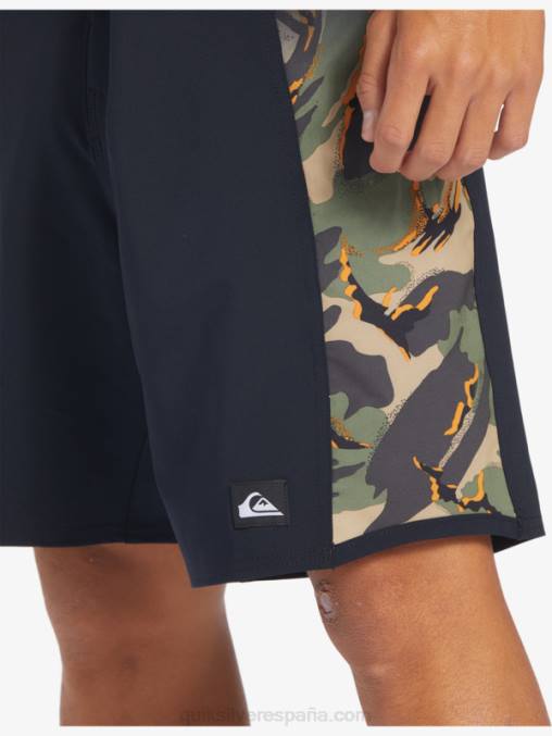 trébol de cuatro hojas shorts de playa surfsilk arch 18 D6T4D310 hombres Quiksilver