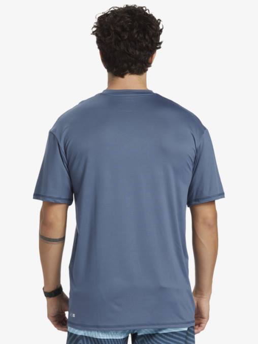 mar de bering playera de surf de manga corta UPF 50 Solid Streak D6T4D888 hombres Quiksilver